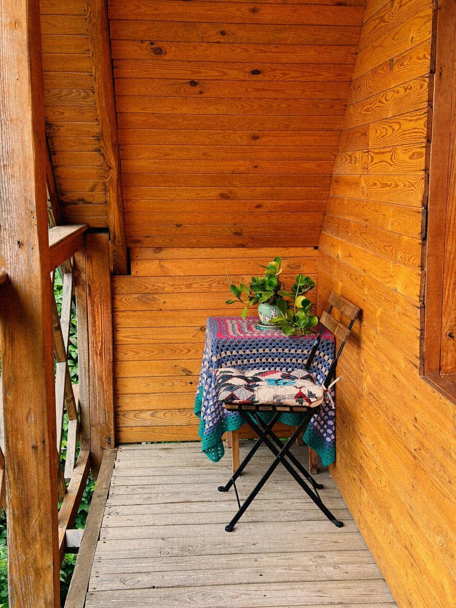 Tisnyi 7 Guest House Kamianets Podilskyi Bagian luar foto